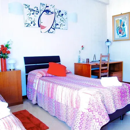 J.N.D.Holidays Rome Chambre photo